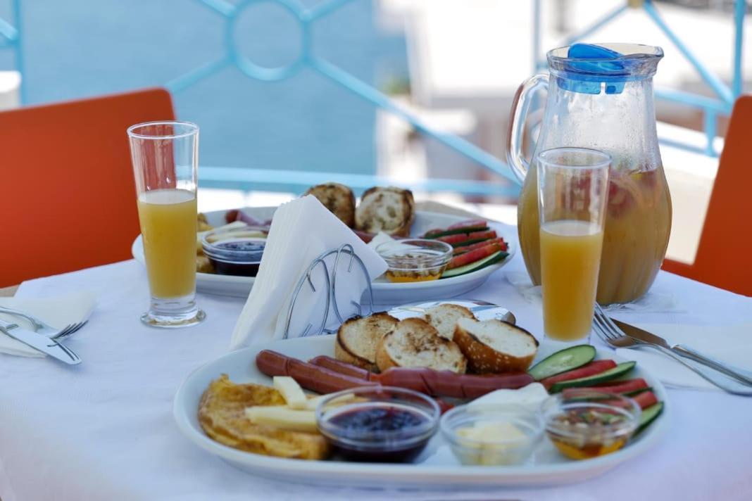 Blue Heaven Hotel ساراندا المظهر الخارجي الصورة