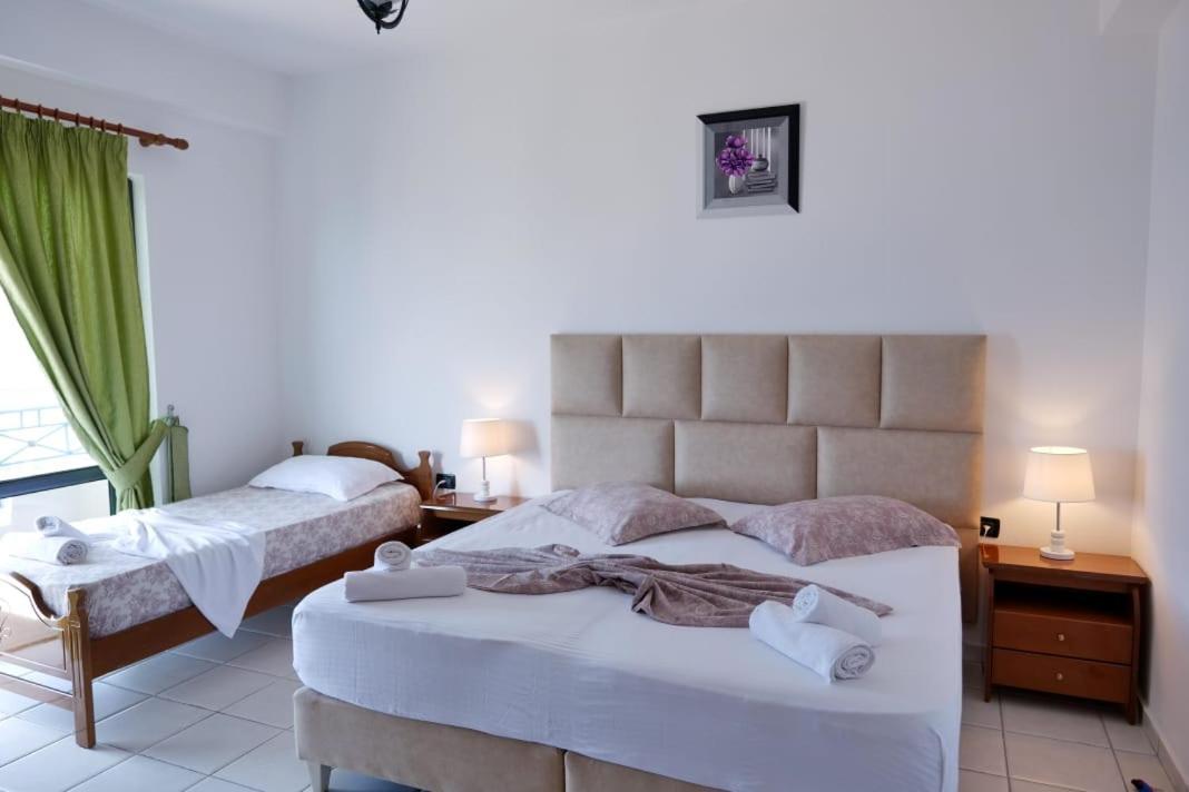 Blue Heaven Hotel ساراندا المظهر الخارجي الصورة