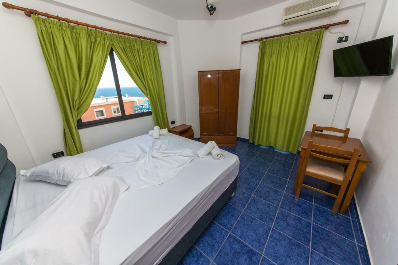 Blue Heaven Hotel ساراندا المظهر الخارجي الصورة